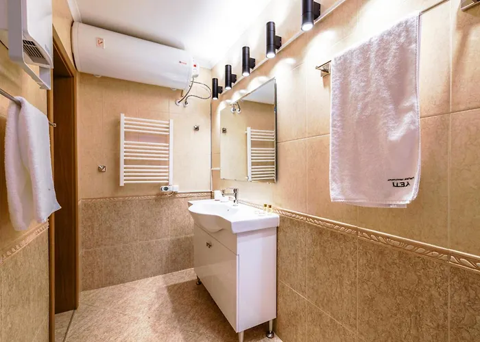 アパート Yeti Grand Monastery パンポロボ